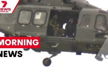 Victoria cop killer manhunt, Sydney police chase, Damaging wild winds | 7NEWS